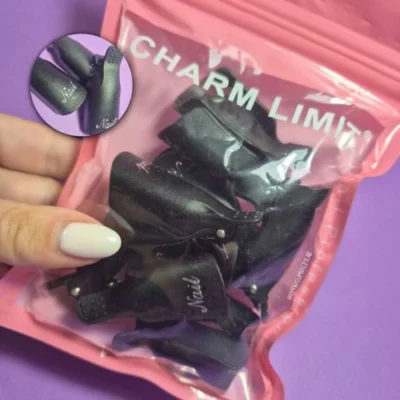 capuchones charm limit