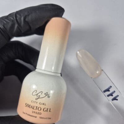 ESMALTE SEMIPERMANENTE 10ML CITY GIRL N111