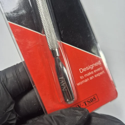 REPUJADOR DE CUTÍCULAS NAVI