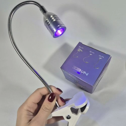Lampara cabina uv con broche NAEZ 3
