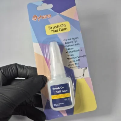 PEGAMENTO PARA UÑAS CON PINCEL