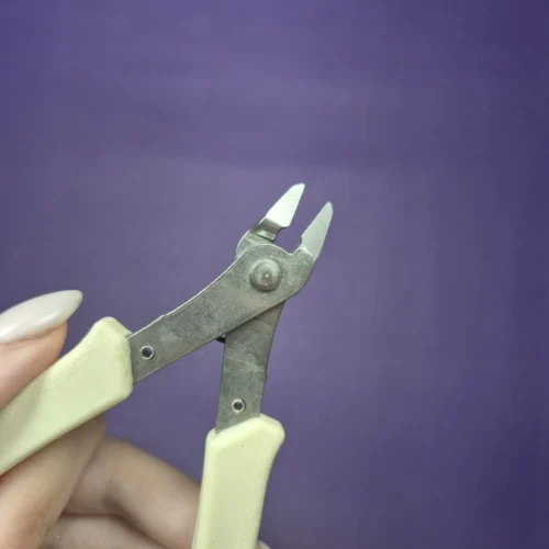 PINZA PARA RETIRAR STRASS DECORACION