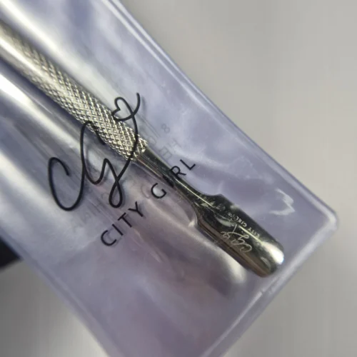 REPUJADOR DE CUTICULAS CITY GIRL 2