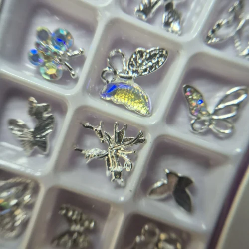 APLIQUES MARIPOSA CITY GIRL