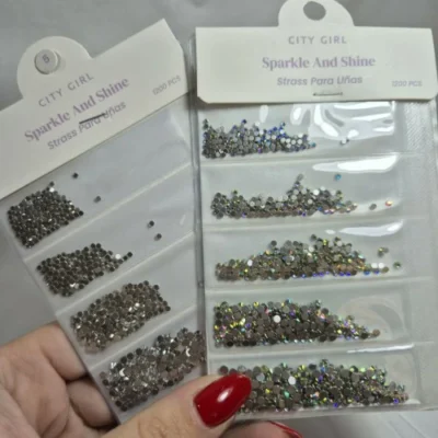 Stras varios tamaños city holo plata Stras varios tamaños city holo plata