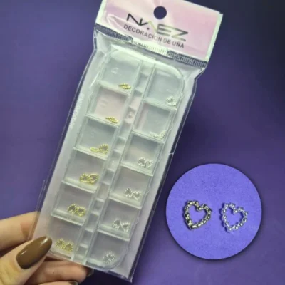 DECORACION CORAZONES DORADOS Y PLATEADOS