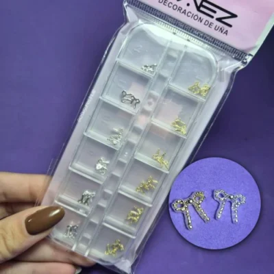 DECORACION MOñOS DORADOS Y PLATEADOS