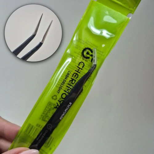 PINZA ANGULAR cherimoya para cejas y pestañas