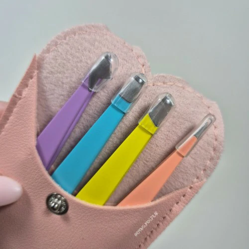 SET PINZAS PARA CEJAS CON ESTUCHE PARIS NIGHT