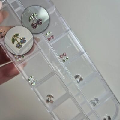 DECO APLIQUE CEREZAS NAEZ X12 1561
